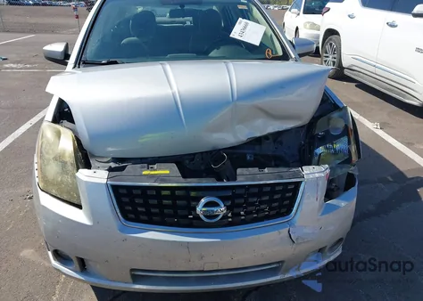 2008 Nissan Sentra 2.0S z USA, uszkodzony, nr VIN 3N1AB61E78L613598